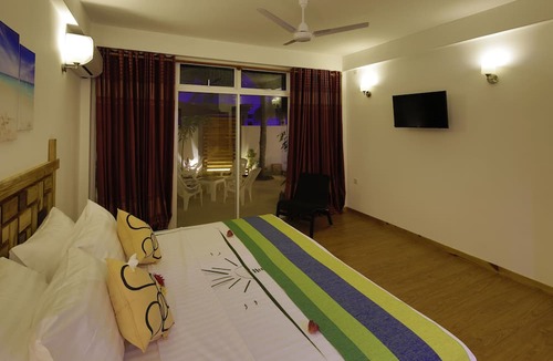 Rasdhoo Hotel | Shallow Lagoon Rasdhoo