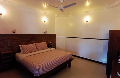 Huraa House | Luk inn at huraa