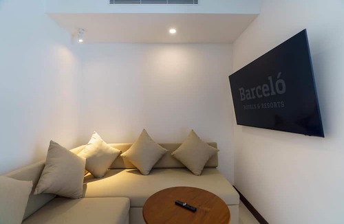 Male Hotel | Barcelo Nasandhura Male