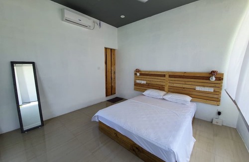 Gulhi House | String Wave Maldives