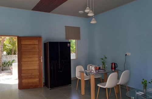 Fiyoari Island House | IRUKA GUESTHOUSE