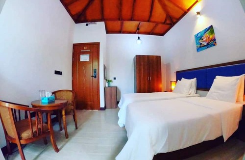 Vashafaru House | Blue Coral Vashafaru