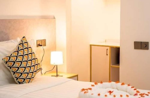 Dhiffushi House | Holiday Crib