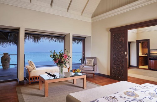 Emboodhu Finolhu Resort | Taj Exotica Resort And Spa