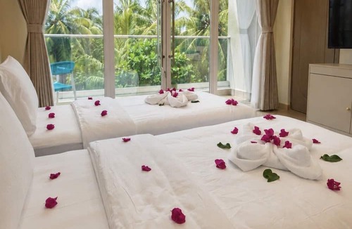Dhidhdhoo House | Waterside Maldives