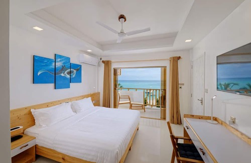 Fulidhoo House | Luau Beach Inn