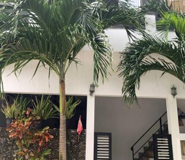 Dhiffushi Hotel | Seaside Villa