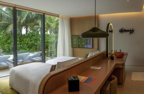 Emboodhoo Lagoon Resort | SO/Maldives