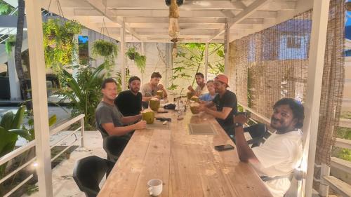 Kudahuvadhoo House | Oceana Inn Maldives -Free airport assistance at both international and domestic airports