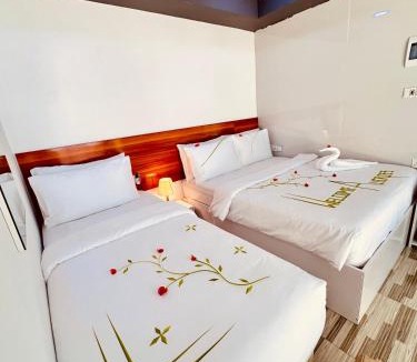 Omadhoo House | ALICROSS Maldives omadhoo