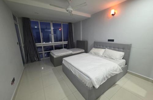 Hulhumale House | Luixury 5BR Penthouse Ocean, Sunrise, Sunset & City Views