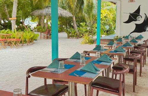 Dharavandhoo Hotel | LVIS Pool Villa