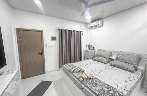 Himmafushi House | Finiroalhi Inn Maldives