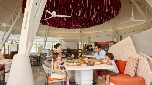 Farukolhufushi Island Resort | Centara Grand Lagoon Maldives - Free Round Trip Speedboat when stay 4 nights or more between 17 April - 15 October 2026