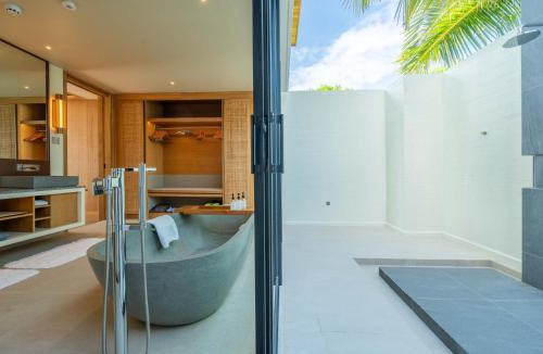 Kanifinolhu Island Resort | Kuda Villingili Maldives, Free Return Transfers 03 nights & above