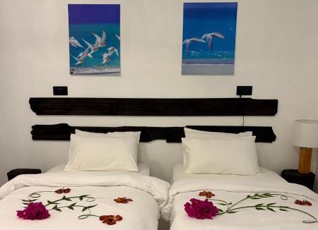 Milandhoo Bed & Breakfast | Crystal sea inn