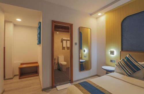 Male Hotel | UMET Seaview Hotel with Free Airport Pick up and Drop T&C Apply