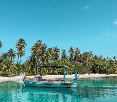 Mandhoo Hotel | Infinite Lagoon