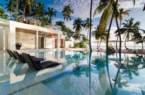Finolhas Island Resort | Amilla Maldives