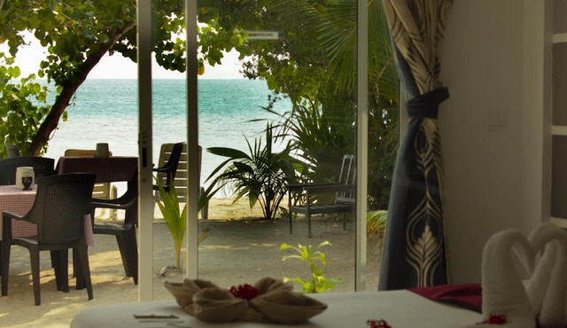 Crown Beach Villas
