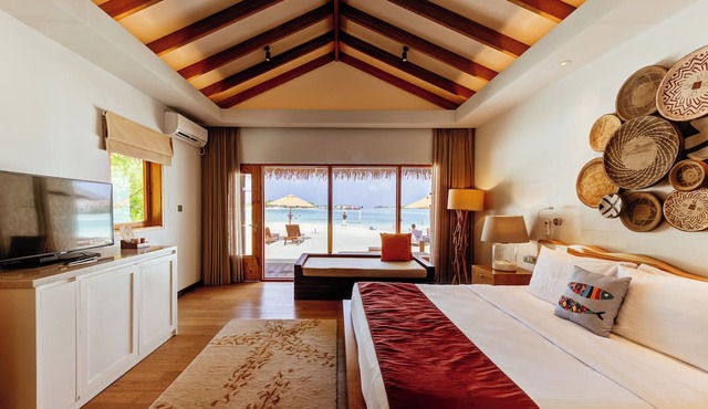 Cinnamon Dhonveli Maldives - Complimentary Speedboat Return for 2 pax on 7 nights or more stays valid to 31 Oct 2026 & up to 2 kids stay free