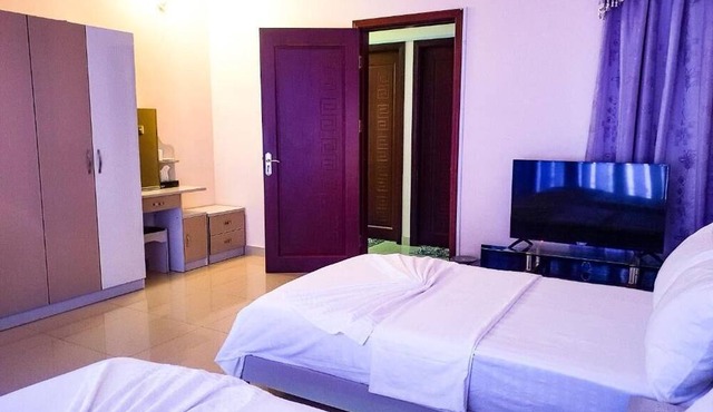 Reef Guest House