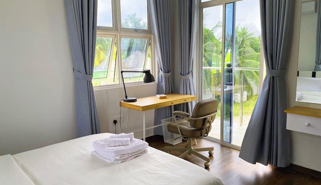 Calm Beach Inn