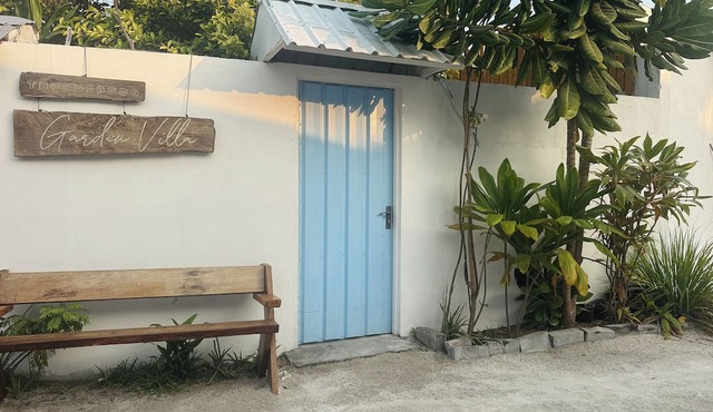 Charmed 4-bedroom house in peaceful Thulusdhoo - 30 mins boat from Male/Airport in Thulusdhoo