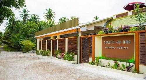 South Ari Inn