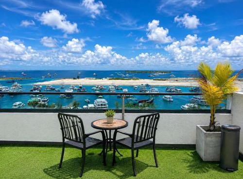 Luxury 3BR - Airport Pickup - Rooftop SeaView Pool Gym Terrace Near Airport in Hulhumale