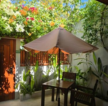 Dhonfalhu Dhigurah in Dhigurah